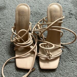 Tan Heels size 8